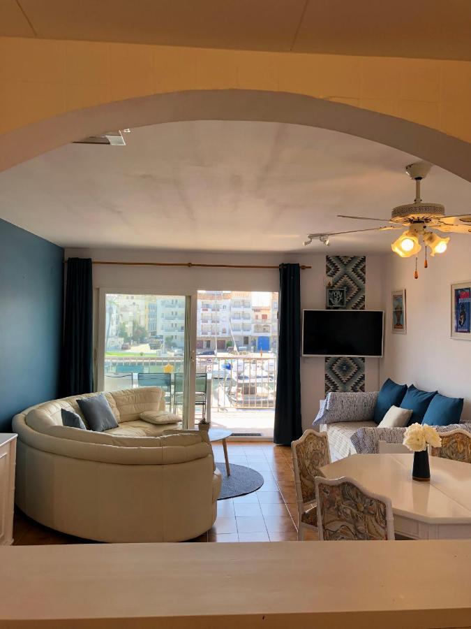Appartement 80 M2,Port Rhodes D-2 Chambres, Terrasse Panoramique, Vue Sur Le Canal Principal D'Empuriabrava Exteriér fotografie