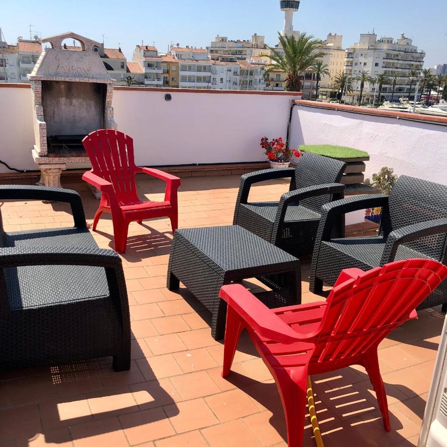 Appartement 80 M2,Port Rhodes D-2 Chambres, Terrasse Panoramique, Vue Sur Le Canal Principal D'Empuriabrava Exteriér fotografie